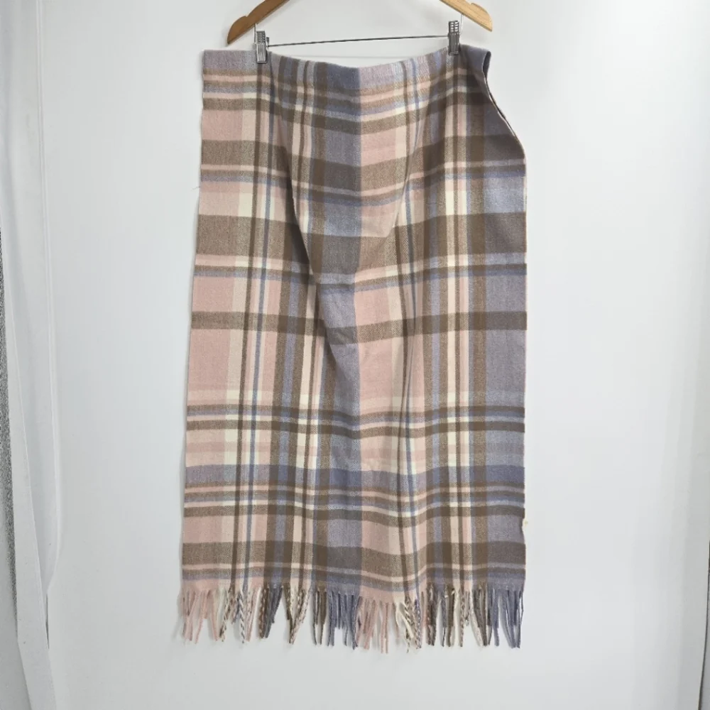 Pretty‎ Pink Plaid Scarf - Picture 8 of 10